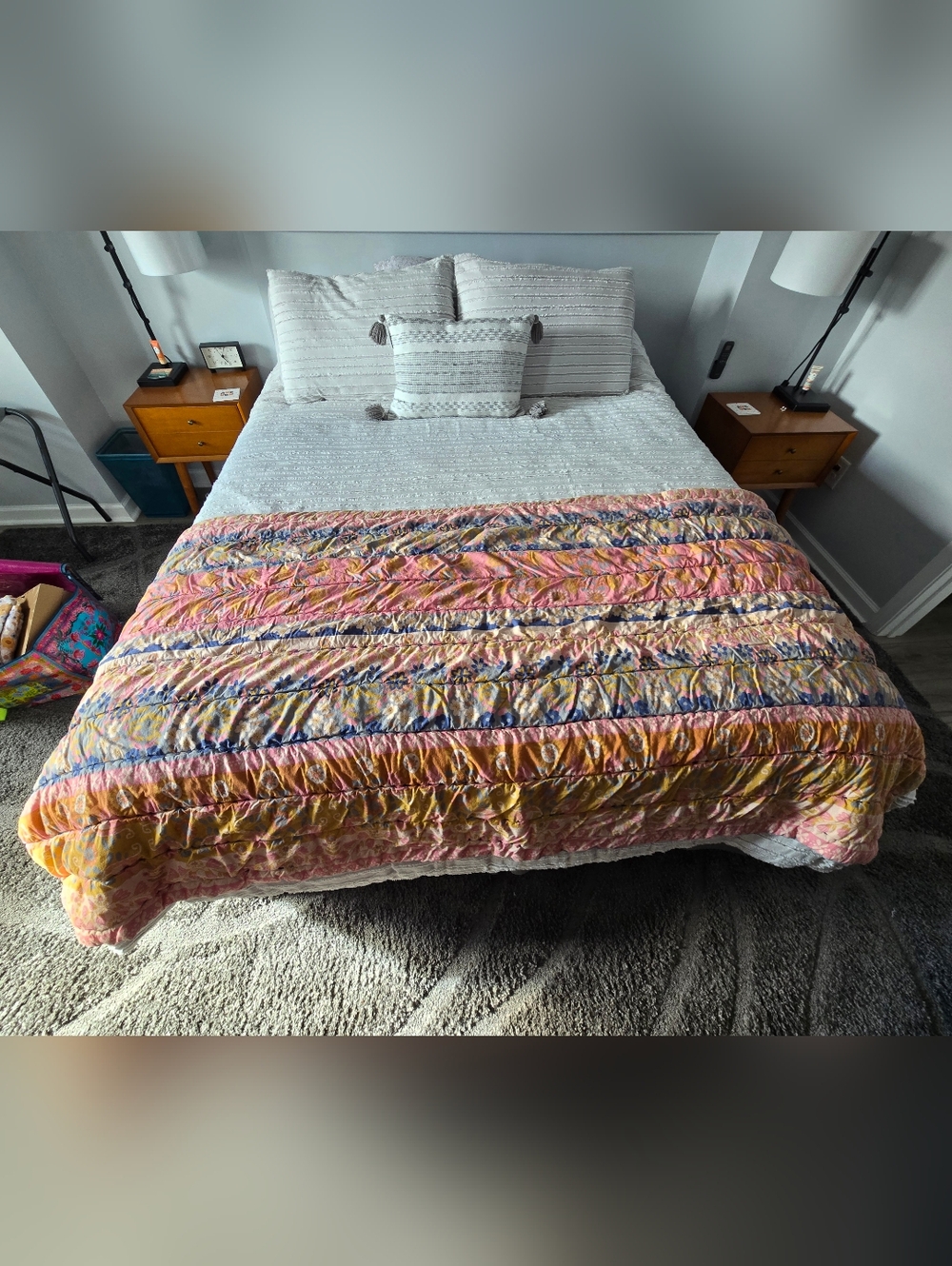 ✌️🌻 NATURAL LIFE 🌻✌️| Vintage-Inspired Pink & Yellow Quilted Bedspread - Picture 2 of 6